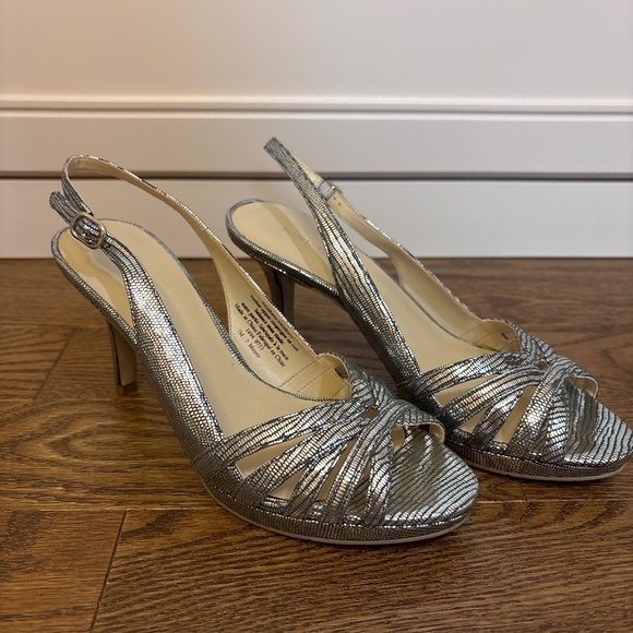 Nine West dark silver strap pumps, brand new, size 7 - Picture 1 of 5